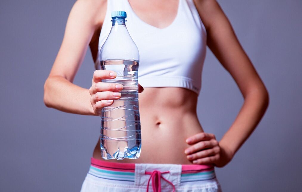 To lose weight effectively, you need to consume plenty of water